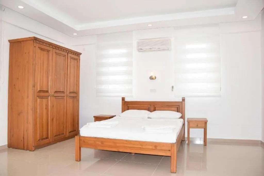 Villa Paradise Found