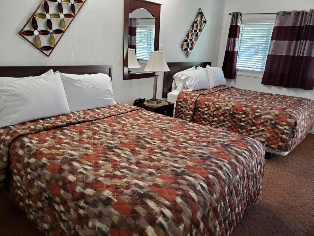Sonoma Lodge