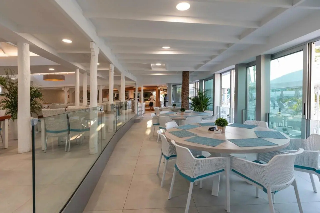 Hotel LIVVO Dunagolf Suites