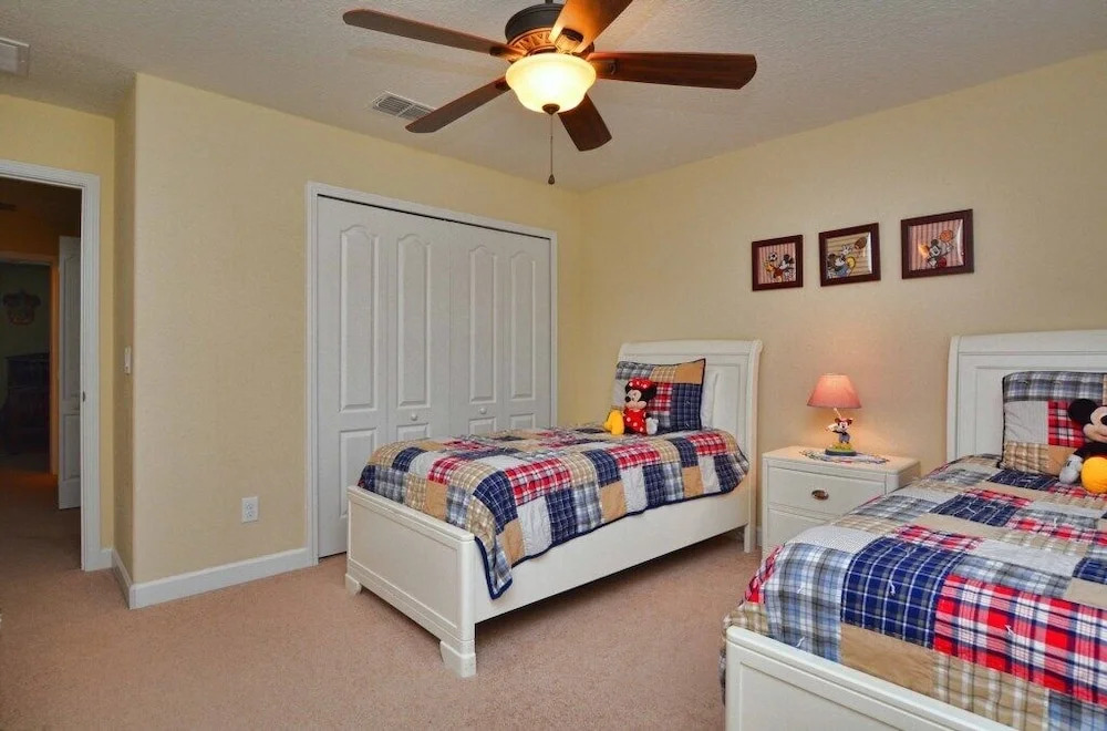 4706ts-5 Bedroom Pool - The Shire Home
