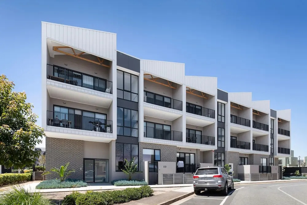 Urban Rest Port Adelaide Apartments