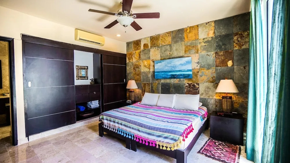 Playa Ge 303 A 2 Bedroom Condo