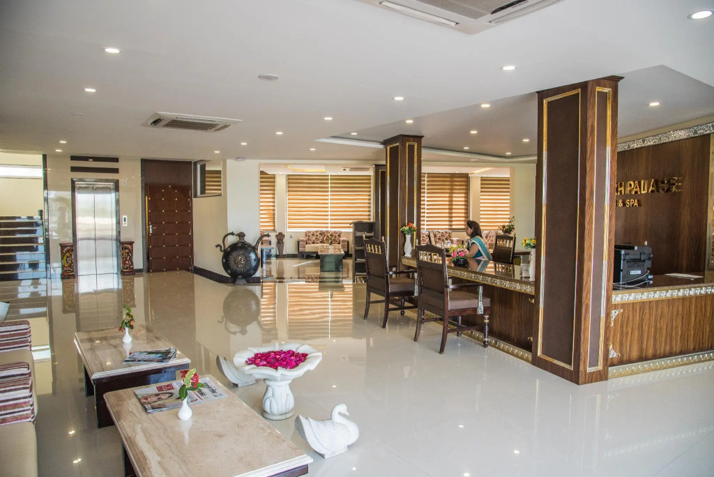 Labh Garh Palace