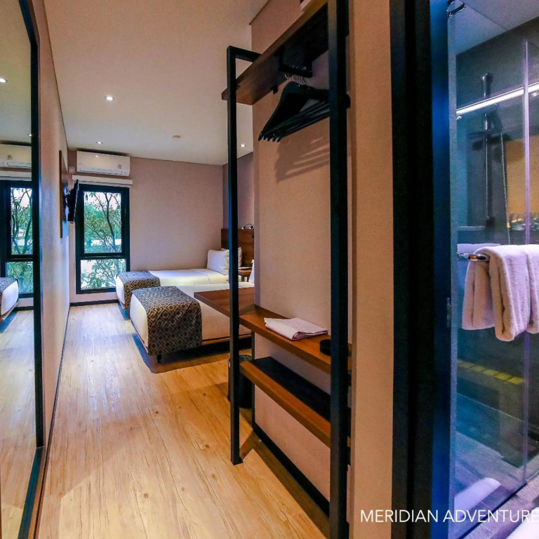 Meridian Adventure Marina Club & Resort