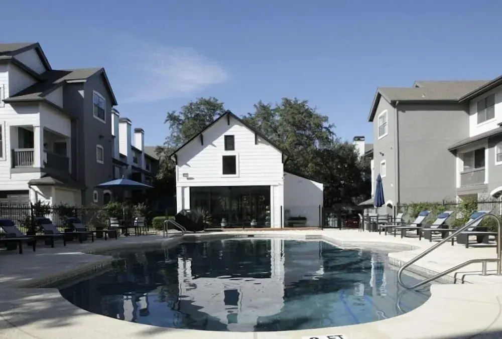 WanderJaunt - North Austin Apartments
