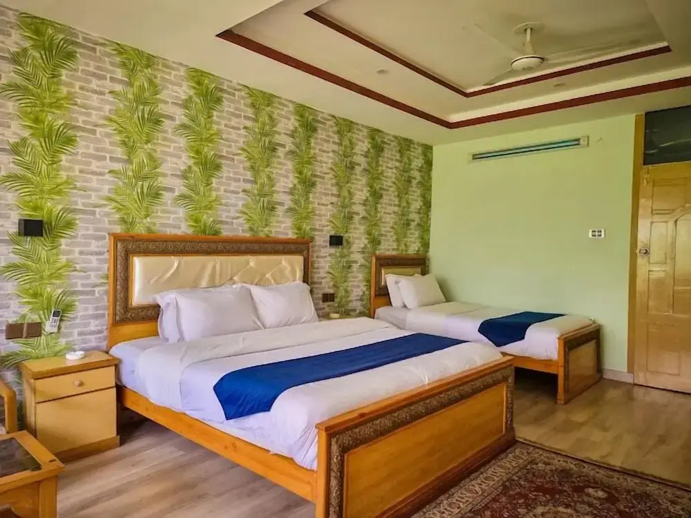 Mulberry Hotel