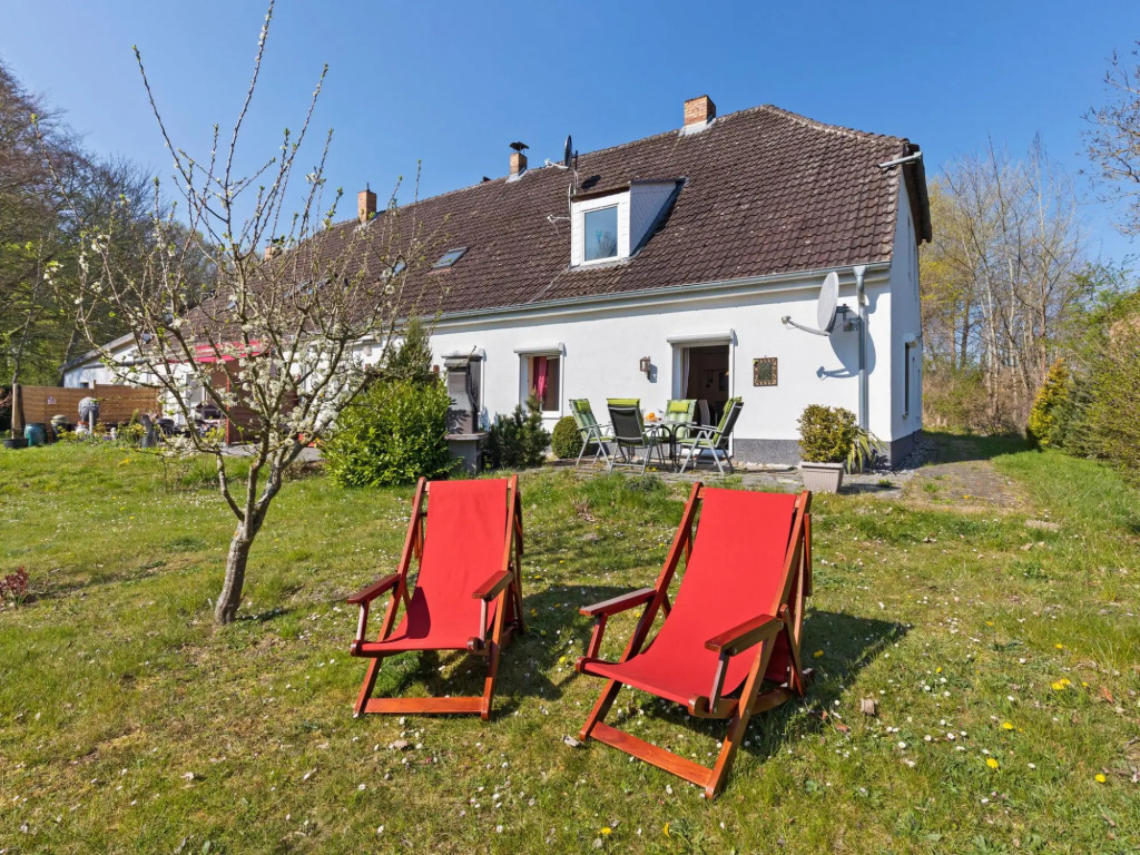 Apartment in Gingst With Sea Beach