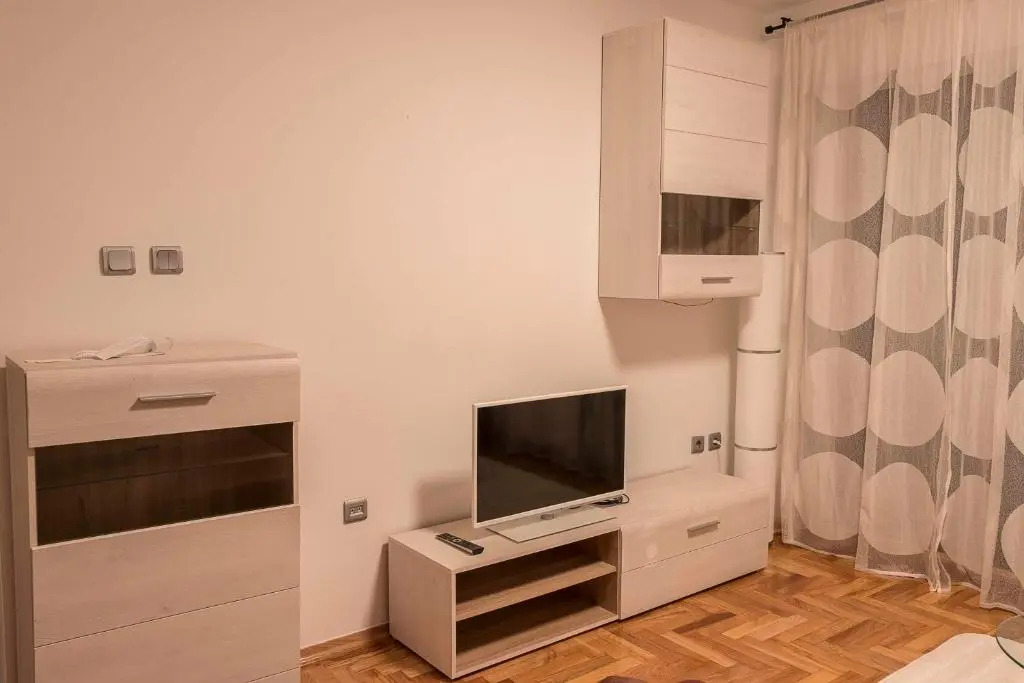 Apartment Aria