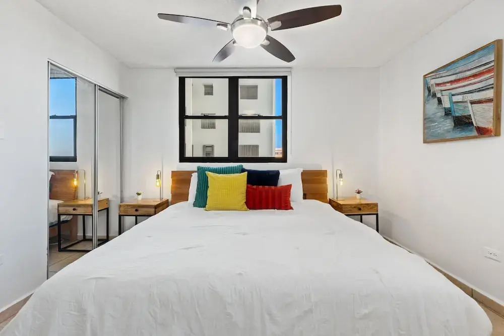 Otium Stay Steps From the Beach City Views Pet Friendly