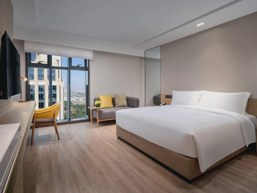 Holiday Inn Hotel and Suites Kunshan Huaqiao by IHG