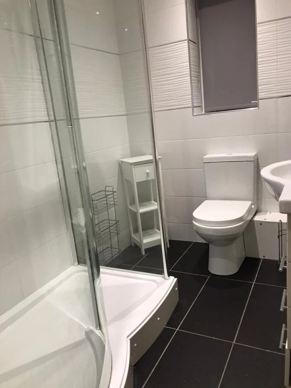 HU1 Stylish cosy central apartment  H3