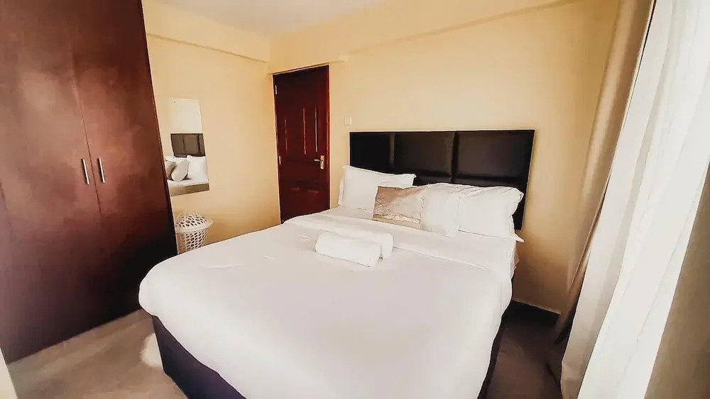 Lux Suites J'Melots Apartments Kisumu
