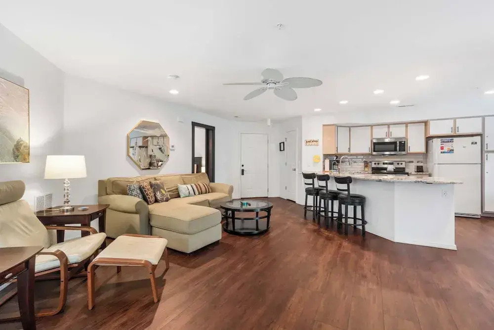 Lake Hideaway Waterfront Condo w/ Resort Perks!