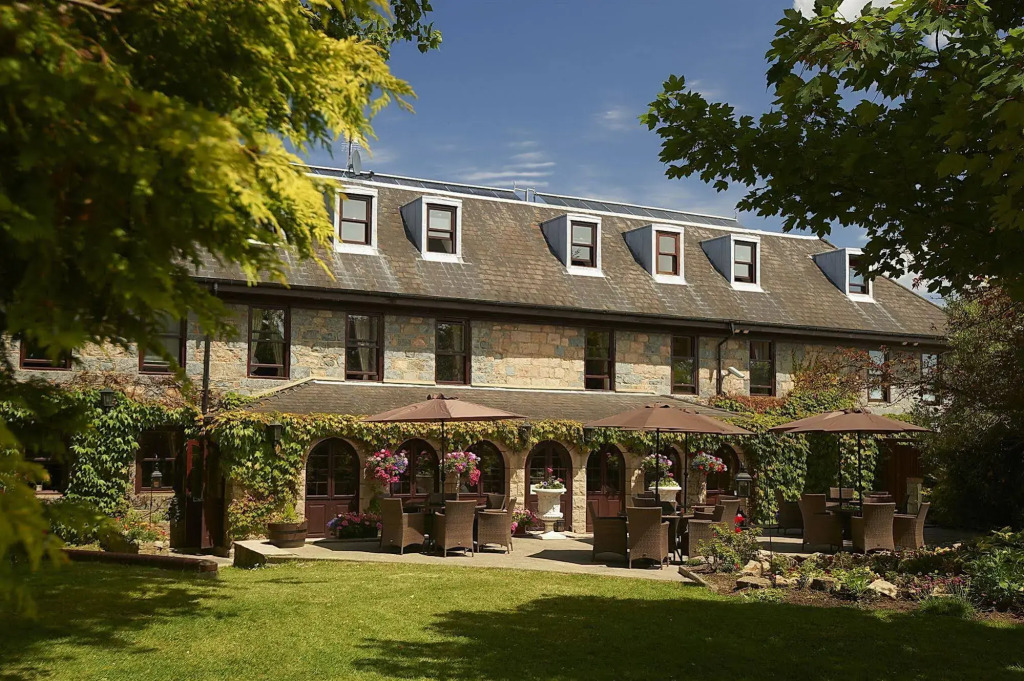 Le Friquet Hotel
