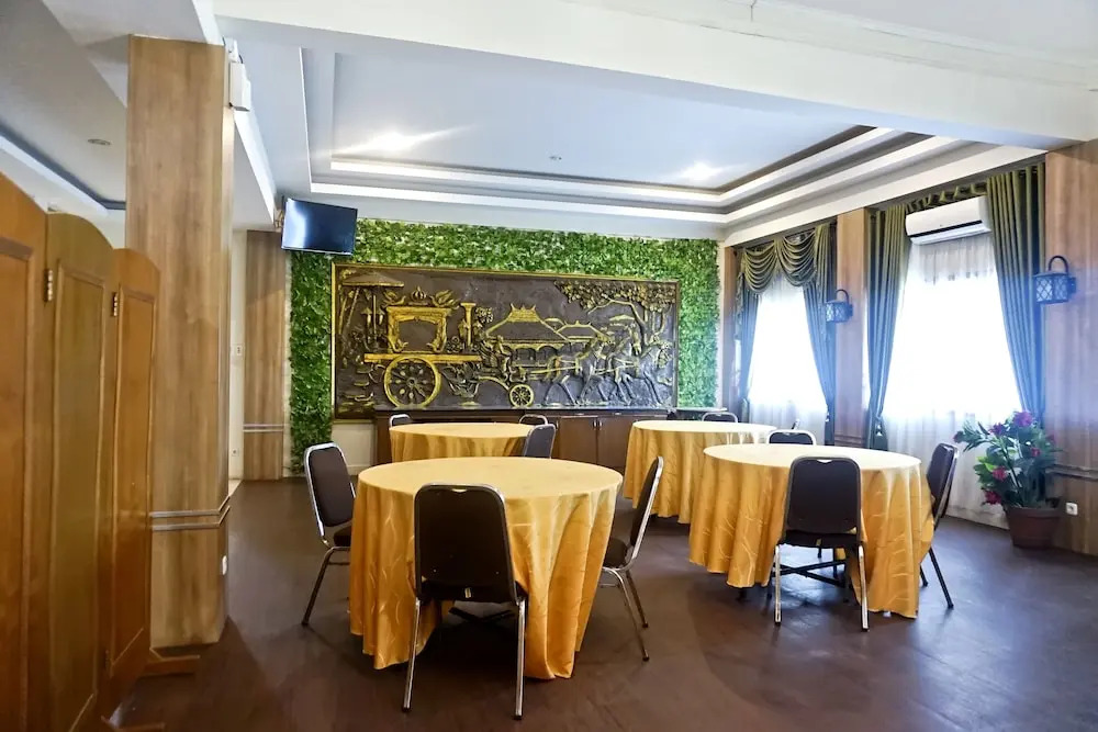 OYO 627 Tirta Kencana Syariah