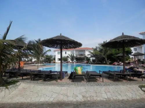 Self Catering Holidays at Tortuga Beach Resort