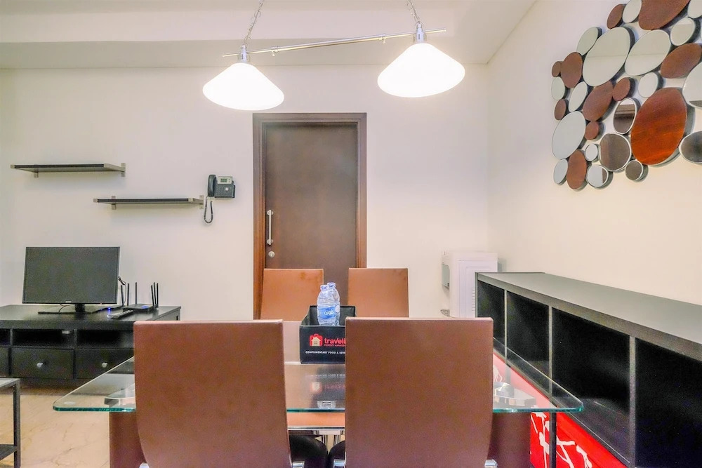Good Deal And Strategic 1Br L'Avenue Apartment