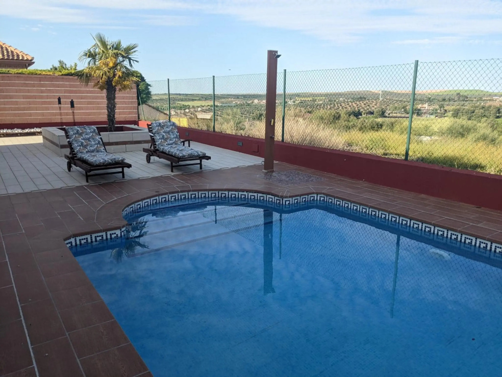 Villa El Rosal del Pozo