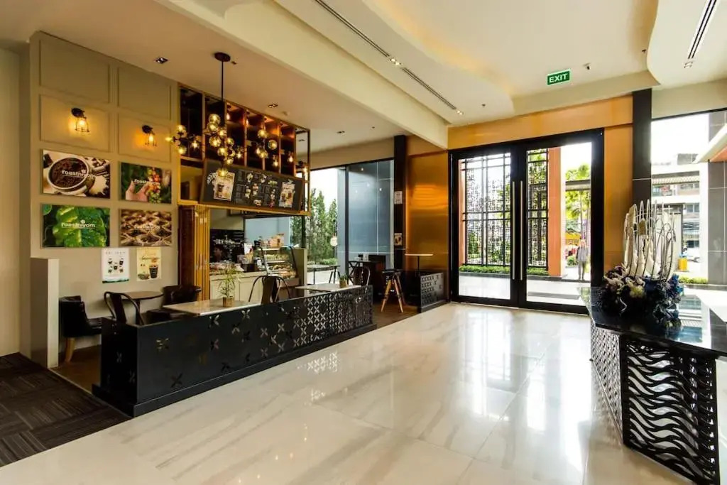 The Astra 2bedroom,close night bazaar and old city