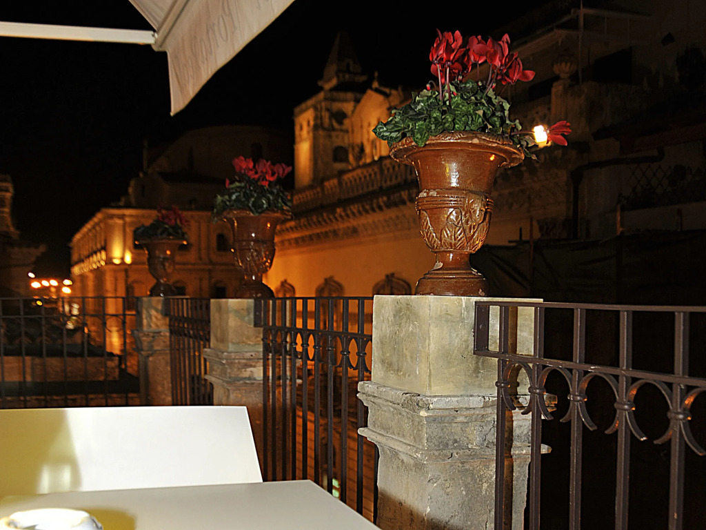 Hotel Porta Reale