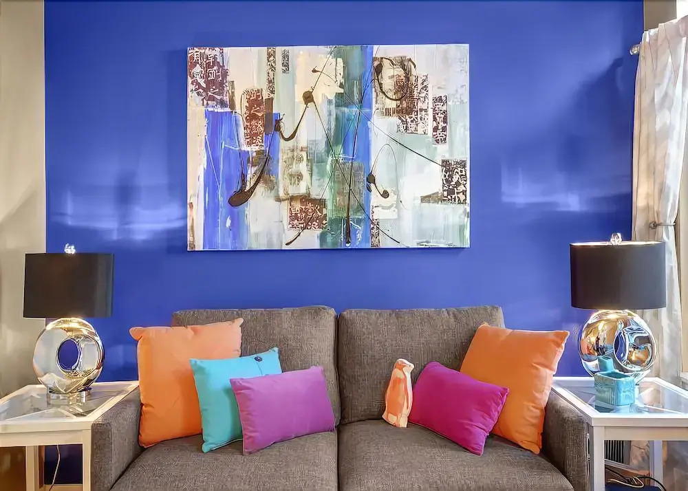 Belltown Court Bay - Studio Apartment with Sea View