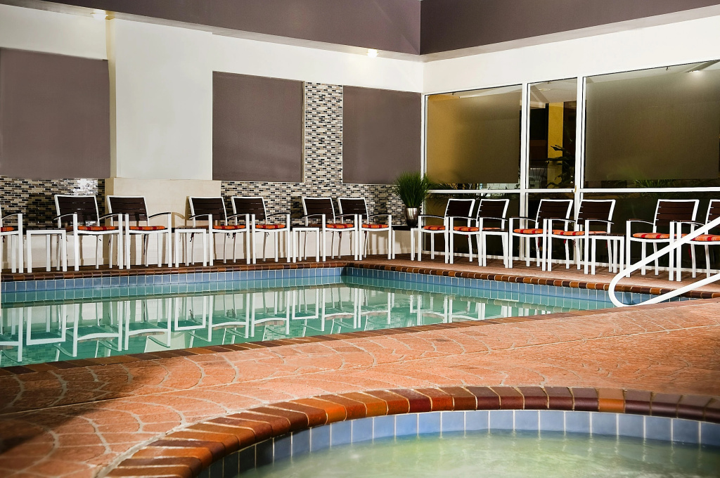 Embassy Suites by Hilton Memphis East Germantown Area