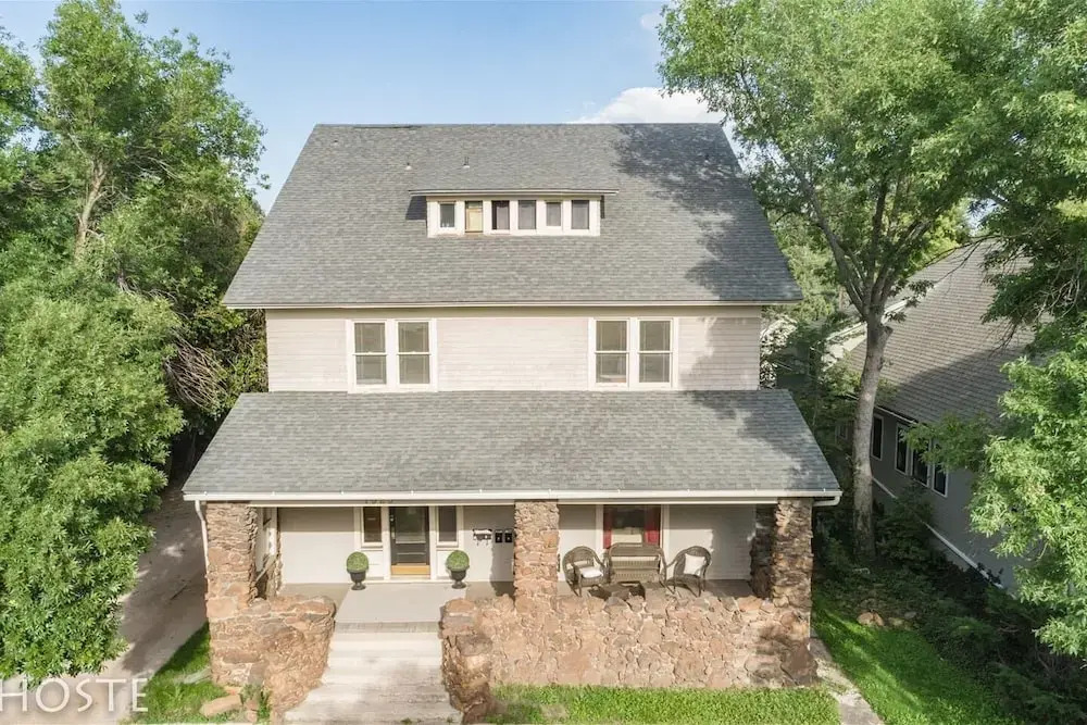4brvictorian Mansionjust North of Downtown