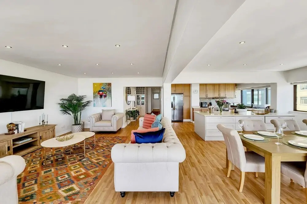 3bed Apartment in Cape Town w Views Ocean Outlook