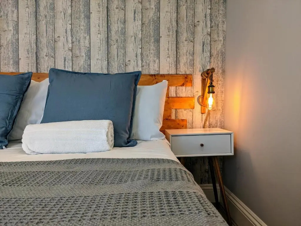 INNit Rooms - SaltWater Guest House