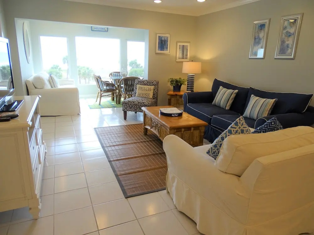 Sunset Royale 314 2 Bedrooms 2 Bathrooms Apts