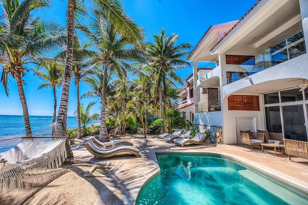 Beachfront W Private Staff in Gated Community