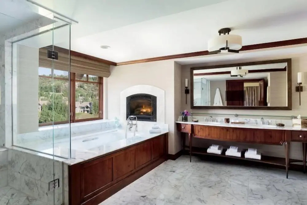 Bachelor Gulch Ritz-carlton 2 Bedroom Mountain Residence With Ski in, Ski out Access, Hot Tub, and Full Service Spa
