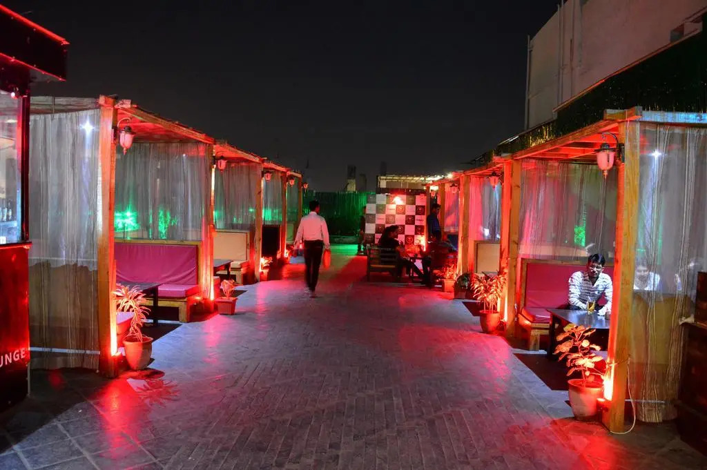 Hotel Maharani Plaza
