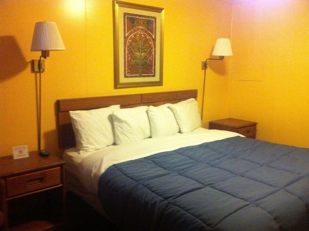 Green Crest Motel