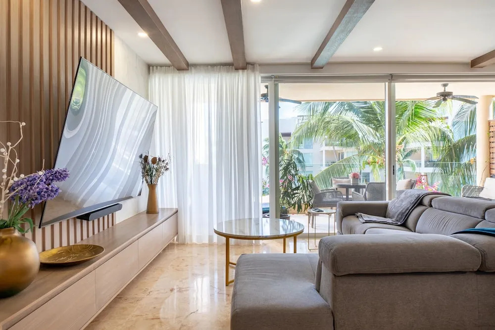 Elements 214 2 Bedroom Condo by RedAwning