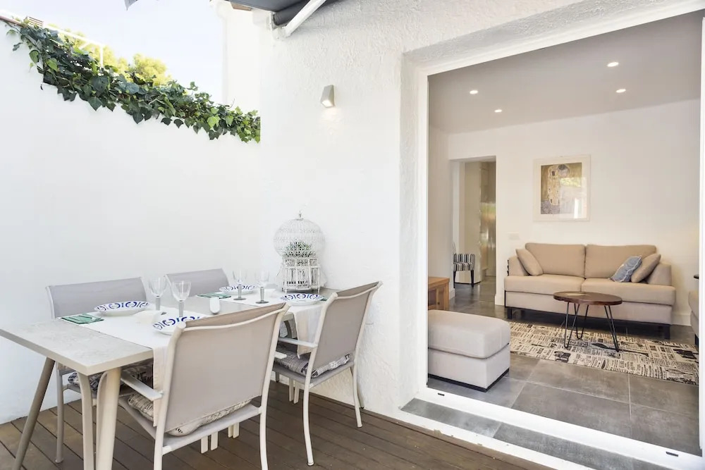 House - Petit Paradis