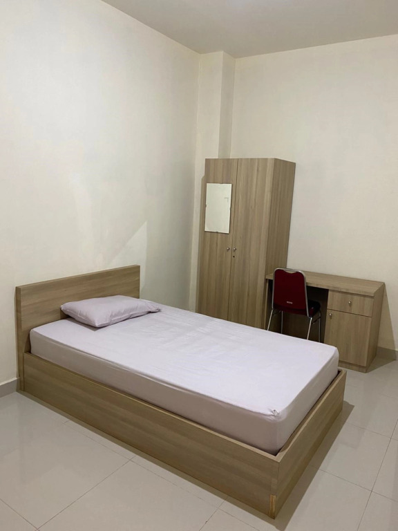 Reddoorz Syariah at Pondok Bintang Jalan Biring Romang Makassar