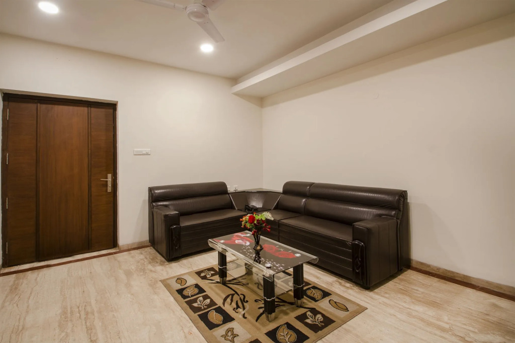 Hotel Vajra Vihar by OYO Rooms