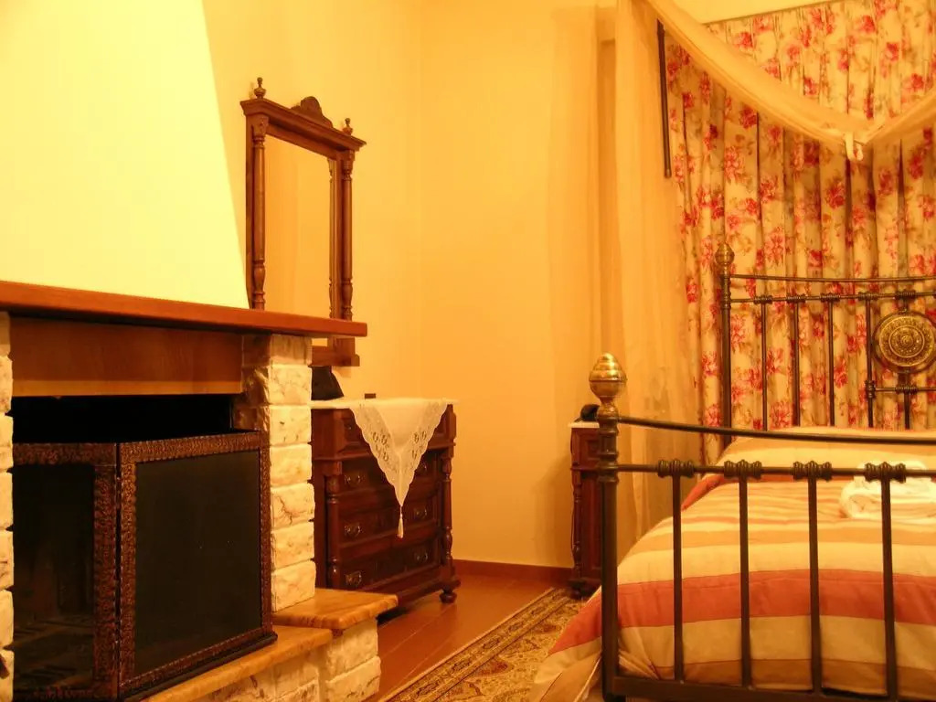 Aristarchos Lodge