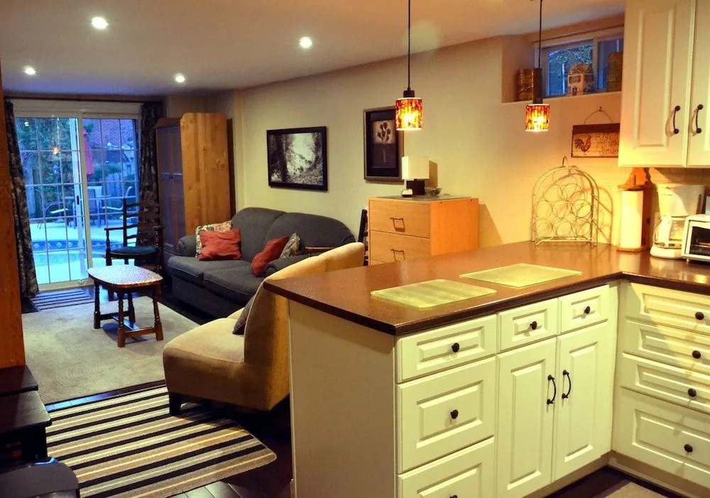 Creekside B&B
