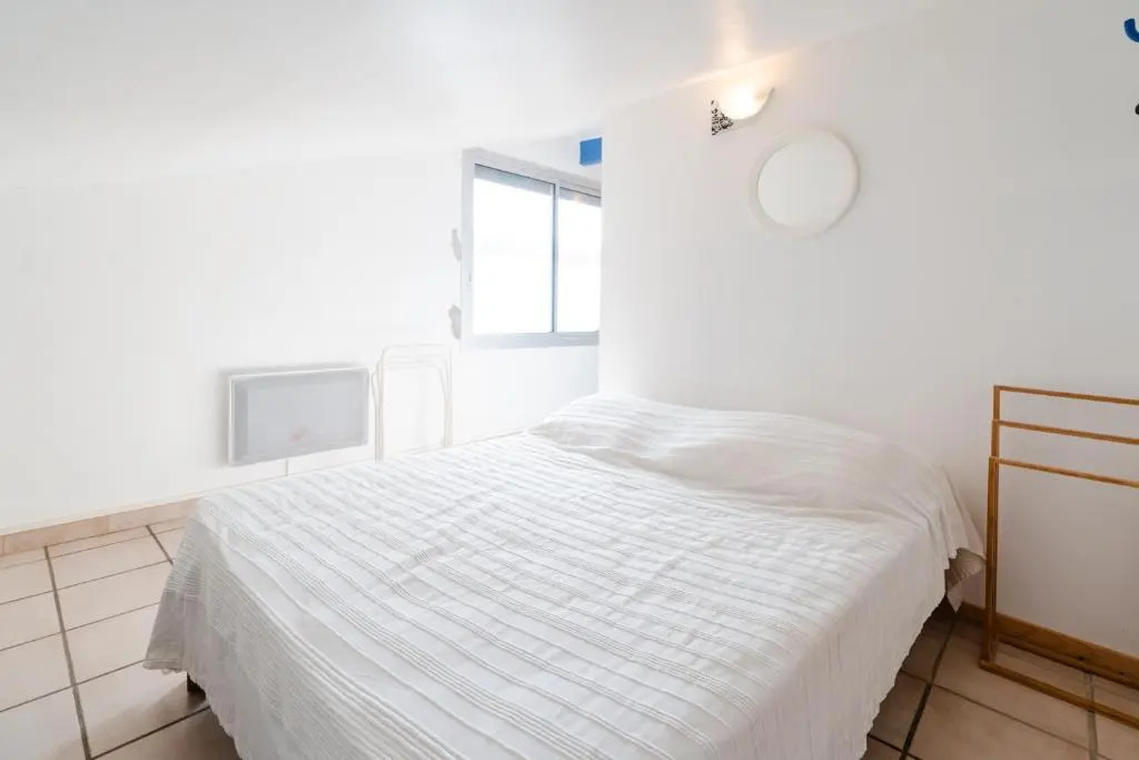 RAG28 : Appartement T2 Cabine 4 couchages NARBONNE PLAGE