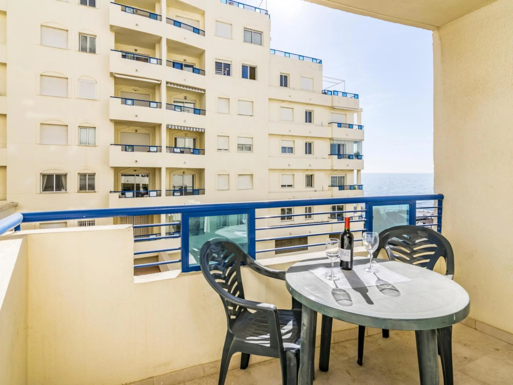 Beautiful Apartment on the beach 357