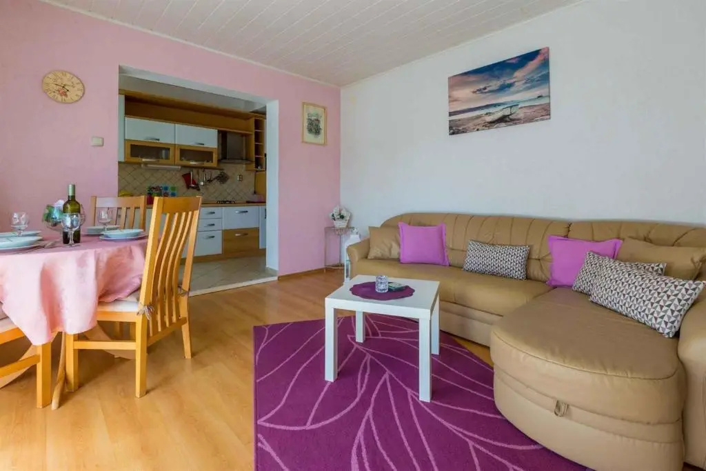 Apartment in Crikvenica 39088