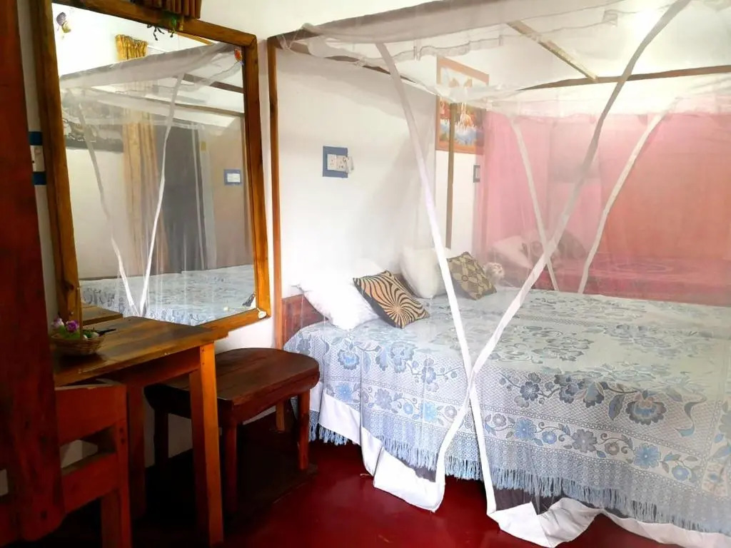 Star Rest Surf Camp Arugambay