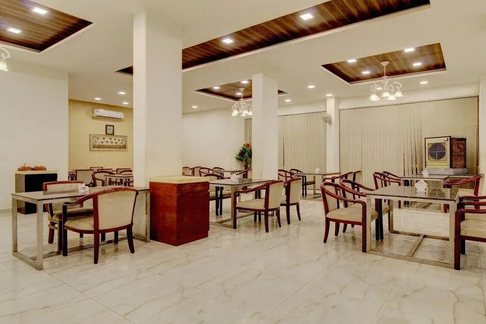 Hotel Triveni by OYO Rooms