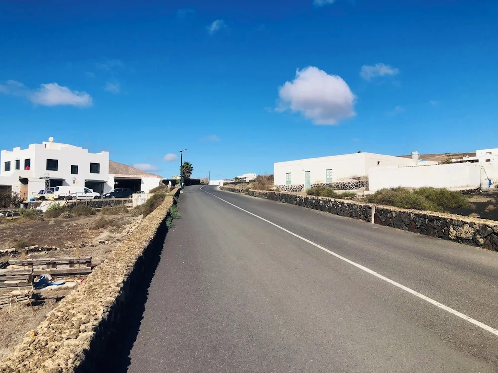 Apartment Alegria in the stunning Village of Mozaga, Lanzarote