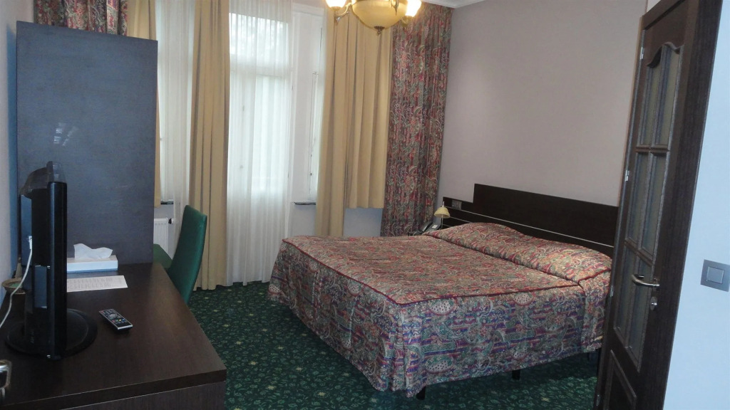 Hotel Lauberge Du Souverain