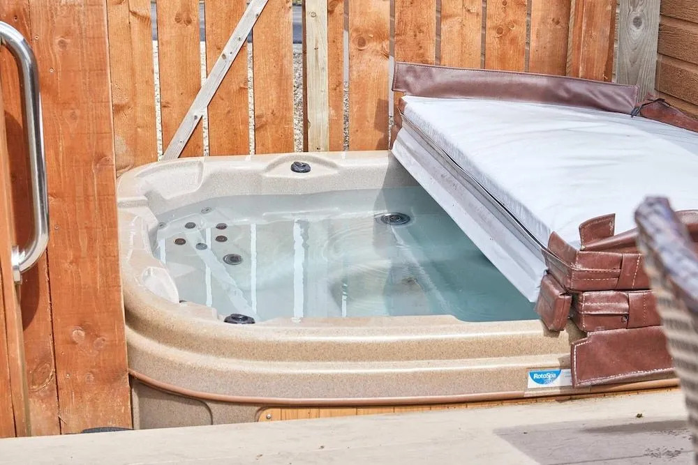 Host & Stay - Yolo Lodge