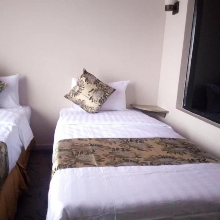 Maple inn & Resort