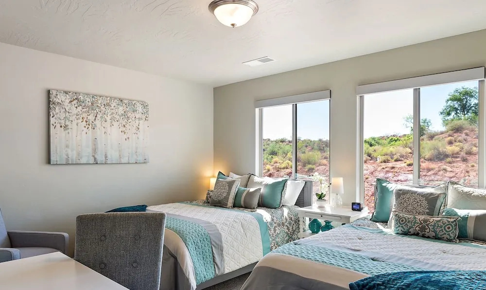 Bella Casita 4 Bedroom Apts